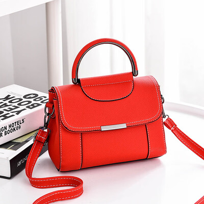 

The new Chaohan version of the womens handbag is simple&stylish