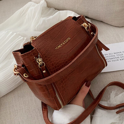

Net red small bag new style Korean popular alligator pattern hand-held fashionable one-and-one shoulder bag