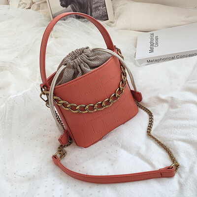 

Tailored Fashion Women Serpentine Leather Crossbody Bags Messenger Bucket Bag Handle Bag
