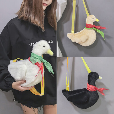 

Tailored Sweeping Duck Bag Cute Plush Shoulder Bag Fashion Cartoon Duck Crossbody Bag