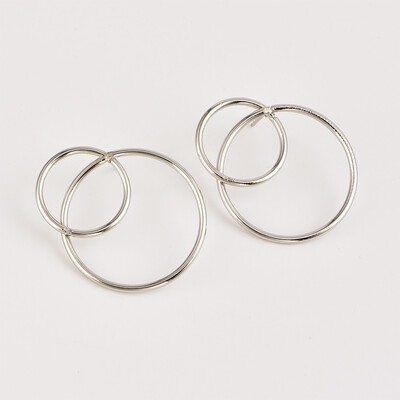 

2019 latest design brand creative trend 8 word earrings earrings generous minimalist earrings gift for women