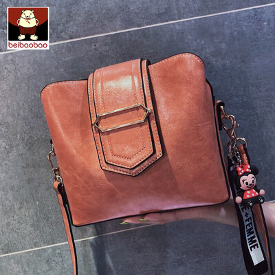 

Ins super - fire bag women 2019 new Korean version of a casual bucket bag simple one - shoulder satchel