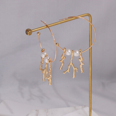 

AOEMAN women trendy simulated pearl statement dangle earrings vintage party jewelry accessories gold color metal drop earrings