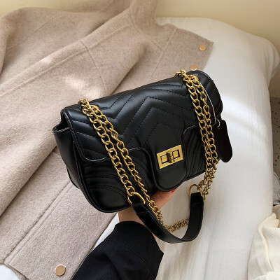 

Small bag female new versatile embroidery line shoulder Messenger bag fashion lock chain small square bag