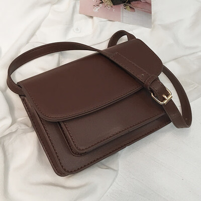 

Women 2019 new autumn&winter Hong Kong style retro simple Korean version of one shoulder slung Joker solid color small square
