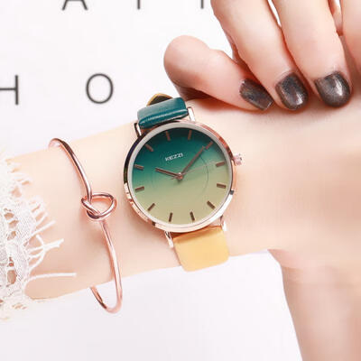 

Casual Analog Watch Simple Fashion Wrist Watches With Leather Strap