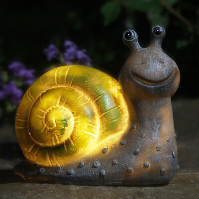 

Solar Powered Outdoor Lights Solar Garden Light LED Glowing Shell Lawn Lamp for Indoor Garden Lawn Yard Decorations Owl Dog Snail