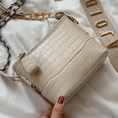 

Women 2019 spring&summer new wave Korean version of Joker crocodile pattern wandering womens bag letter Messenger bag shoulde
