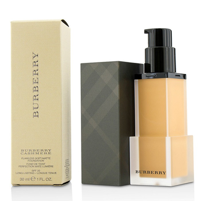 

BURBERRY - Burberry Cashmere Flawless Soft Matte Foundation SPF 20 - No 34 Warm Nude 30ml1oz