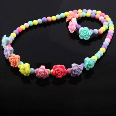 

Beautiful Childrens Flower Necklace Bracelet Set of 2 Acrylic Colourful Beads Jewellery