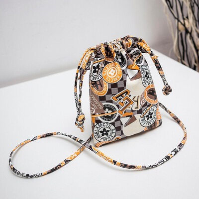 

Tailored Women Fashion Printing Drawstring Crossbody Bag Messenger Bag Phone Coin Bag BK