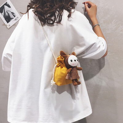

Small bag female 2019 new cartoon girl mini coin purse ins Japanese student canvas shoulder Messenger bag