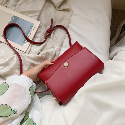 

Qiao Bani 2019 new Korea Dongdaemun fashion retro wind chain flip bag shoulder diagonal diagonal wild handbag