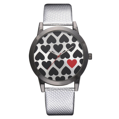 

New watch European&American fashion ladies love fashion watch black frame quartz watch