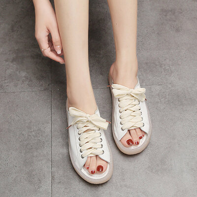 

Casual slippers women wear summer jelly fashion transparent background cool slippers women