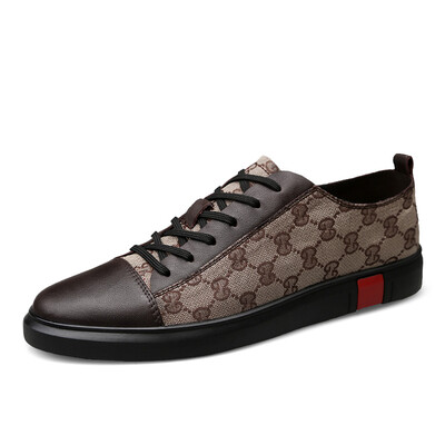 

Spring new printed board shoes men Korean fashion leather casual shoes Joker England breathable soft bottom low top leather shoes
