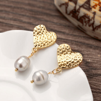 

Retro Freshwater Pearl Earrings Creative Temperament Simple Wild Slim Earrings