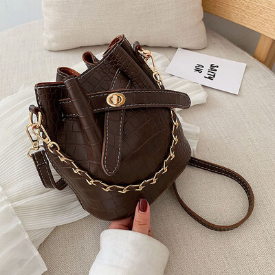 

Retro small bag women 2019 new womens bag crocodile pattern bucket bag Messenger bag chain handbag tide