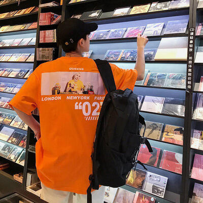 

Summer New Five-point Sleeve Loose Hong Kong Half-sleeved T-shirt Round Neck Youth Seven-point Sleeves Mens Direct Whol