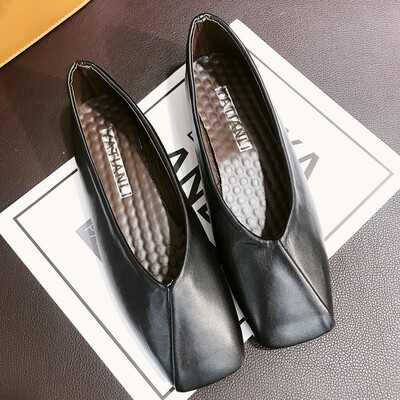 

Flat sole shoes square head shallow mouth night shoes fairy grandma shoes women 2018 Korean version of Joker in summer