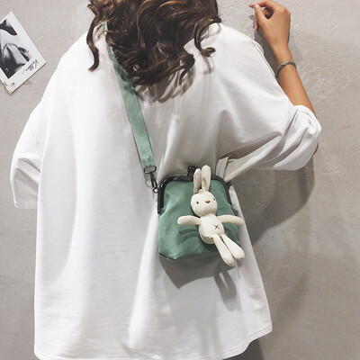 

2019 popular bag female new Korean version of the wild small fresh girl Messenger bag cartoon cute mini canvas bag