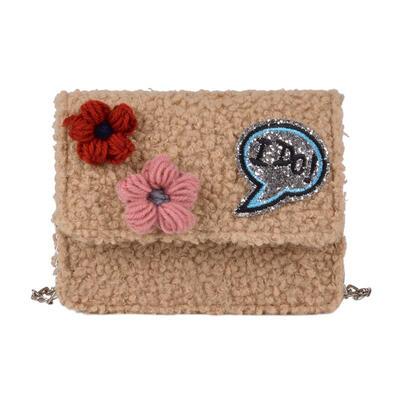 

Chain Sling Messenger Bag Flower Letter Women Plush Shoulder Crossbody Bags