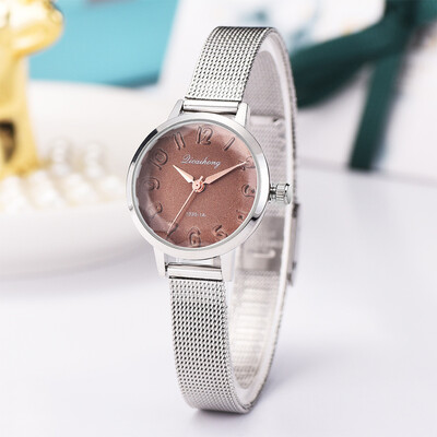 

RM Fashion Simple Exaggerated Digital Scale Convex Mesh With Quartz Female Watch