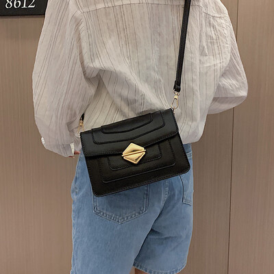

Advanced sense bag foreign air female bag 2019 new wave Korean version of the wild texture Messenger bag simple fashion small square bag