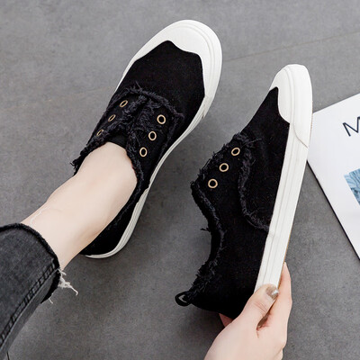 

White shoes women 2019 spring - summer style canvas shoes shallow foot lazy womens shoes summer Korean students flat shoes