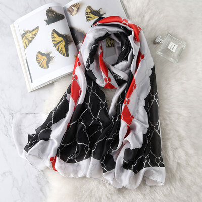 

Spring new elegant ladies simulation silk scarf female holiday seaside travel scarf sunscreen summer shawl