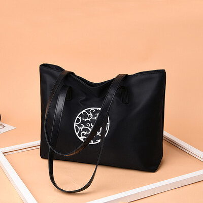 

Tailored Fashion Lady Oxford Cloth Large Capacity Cloud Map Wild Shoulder Bag Handbag