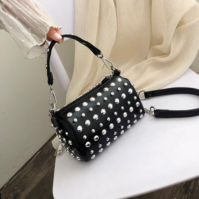 

Tailored Womens Fashion Rivet Slant Bag Single Shoulder Bag Purse Messenger Bag