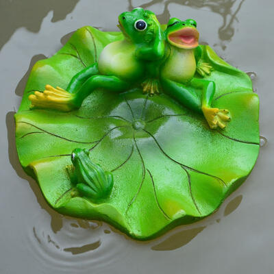 

Greensen Swimming Pool Pond Floating Animal Bathtub Garden Decor Figurine