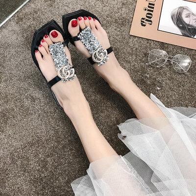 

The Korean version of summer fashion wear toe shoes fairy rhinestone port wind flat bottom drag beach sandals