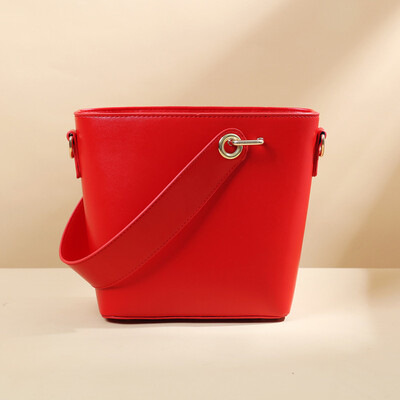 

Fashion handbag 2019 spring new cool simple shoulder bag casual handbag retro diagonal package