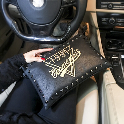 

2019 personality pattern mens&womens handbags rivet clutch fashion handbags shoulder bag