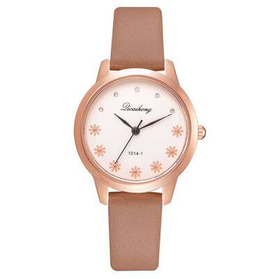 

Korean version of the popular fashion printing alloy quartz watch wish new college style PU fashion ladies watch