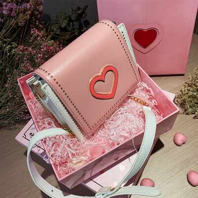 

Ns super fire small bag female new small fresh cute rivet small square bag sweet chain shoulder Messenger bag