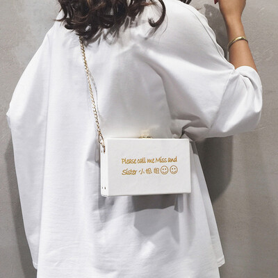

Female bag 2019 new summer net red packet French niche foreign gas Messenger bag ins super fire popular chain bag