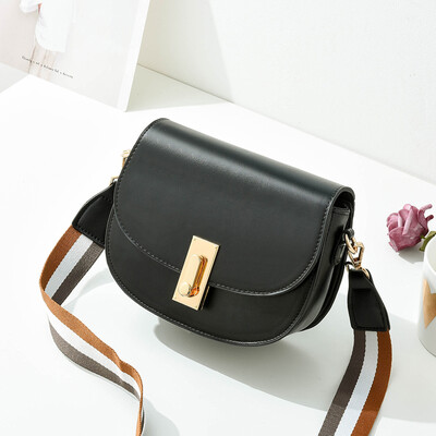 

Summer womens new Korean version of shoulder bag Messenger bag fashion saddle bag ladies Joker tide