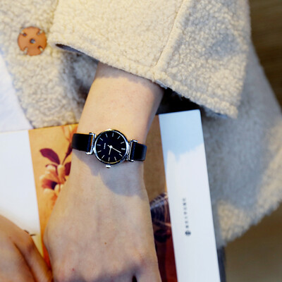 

Ins Han Feng chic simple Korean retro art watch female middle school students casual atmosphere quality college wind waterproof