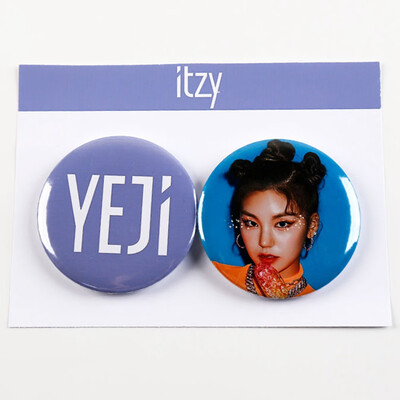 

redCherry ITZY Stray Kids Seventeen Red Velvet Monstax Infinite IKON Brooches