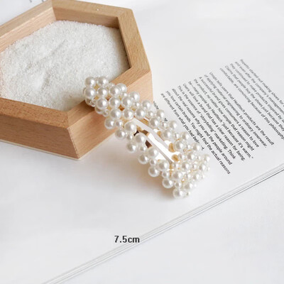

Ins Fashion Pearl Hairpin Headwear Hair Clips for Women Temperament Elegant Sweet Hairpin Hair Styling Accessories Hair Pins