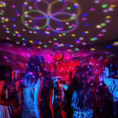 

Tailored Remote Control Crystal Magic Ball 10W 6 LED Stage Light Party Disco DJ Club KTV