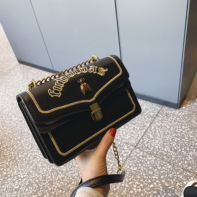 

Qiao Bani 2019 new European&American style fashion embroidery bee lock lock color wine bag unilateral oblique tide handbag