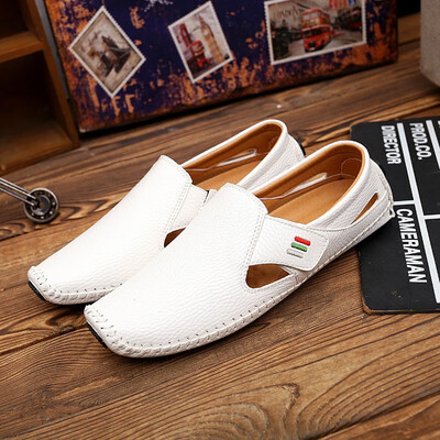 

YIERFAN Mens Korean version of handmade casual hole peas shoes 11662