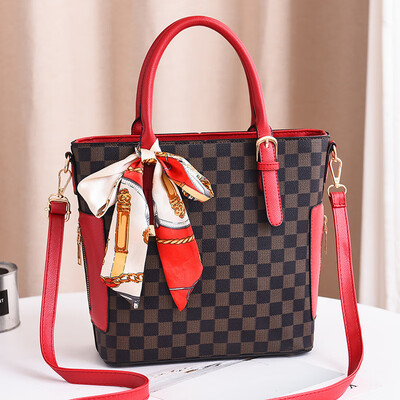 

2019 female bag spring new European&American fashion handbag elegant big bag shoulder Messenger bag