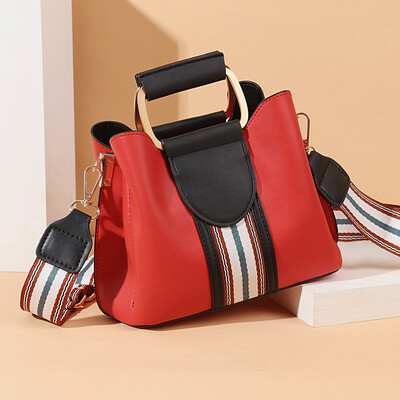 

Shoulder bag preparation shoulder bag five-color preparation shoulder bag new five-color preparation shoulder bag