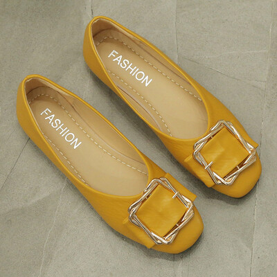 

2019 summer new Korean version of net red metal buckle square head shallow mouth shoes womens soft bottom flat fashion Joker wome