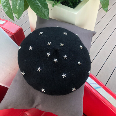 

Ms Pepe autumn&winter new full star rivet wool beret Korean version of the Japanese family hundred pumpkin painter hat